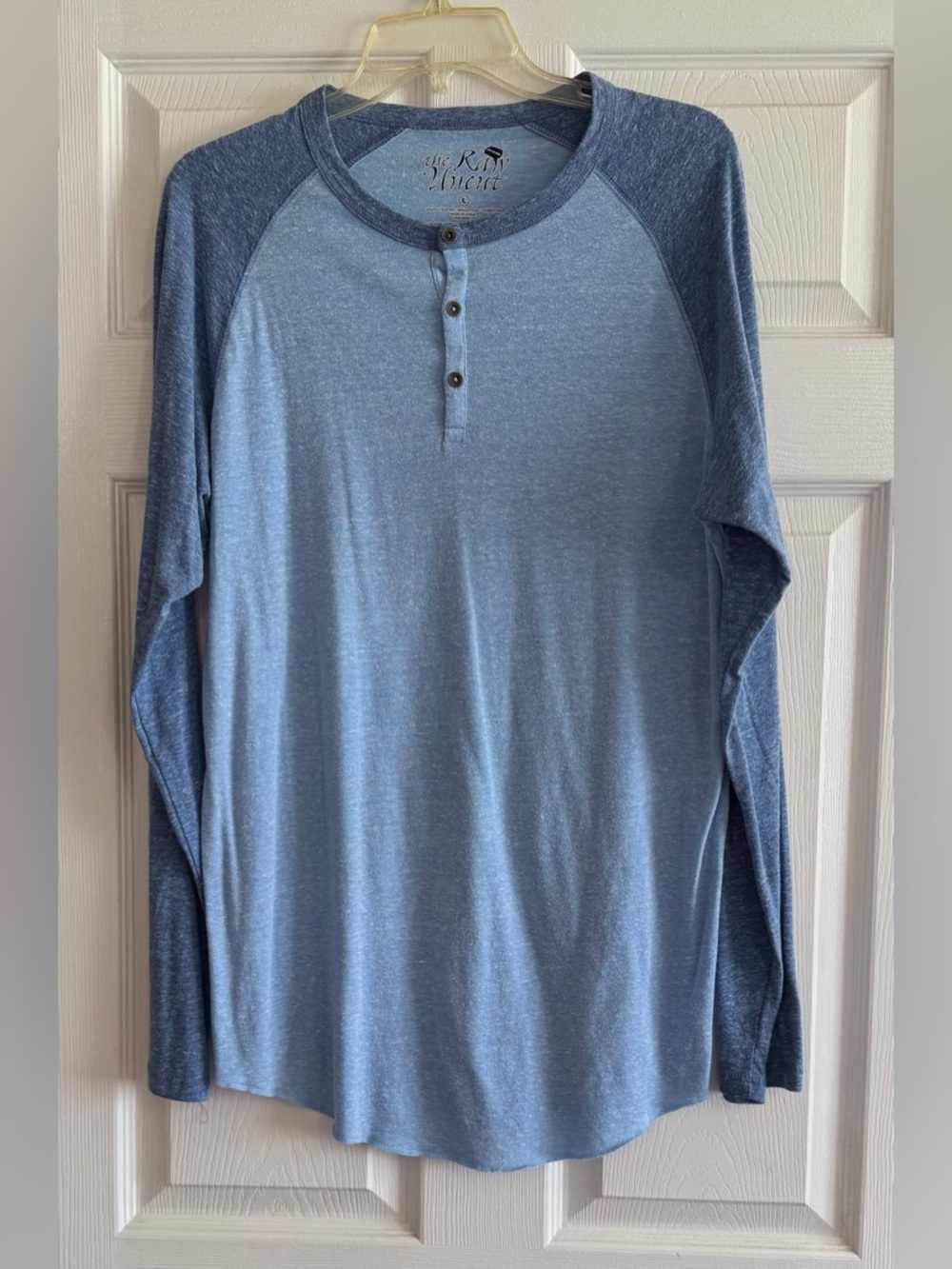 THE RAW UNCUT T Shirt Casual Henley Baseball Style Blue & Gray Men's LG